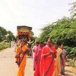 Ladies leading kirtana